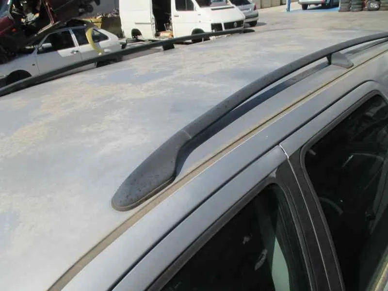 FORD MONDEO FAMILIAR (GD) '2000 AMBIENTE PLATA