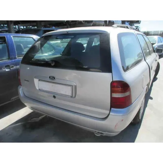 FORD MONDEO FAMILIAR (GD) '2000 AMBIENTE PLATA