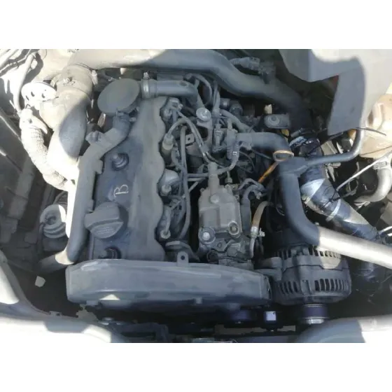 VOLKSWAGEN PASSAT BERLINA (3B2) '1998 1.9 TDI GRIS