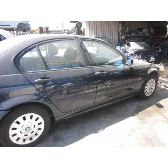 BMW SERIE 3 BERLINA (E46) '1998 1.9 CAT AZUL MARINO
