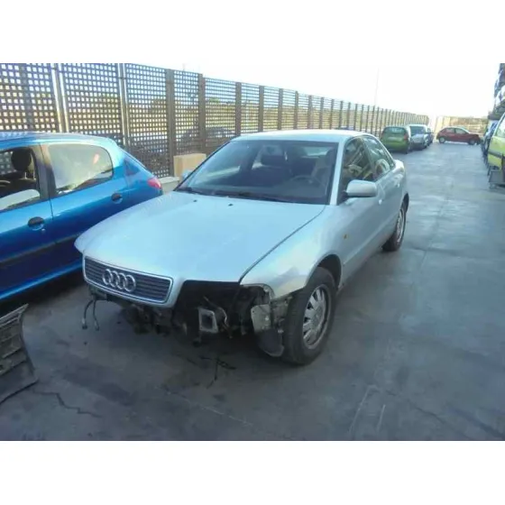 AUDI A4 BERLINA (B5) '1999 1.8 PLATA