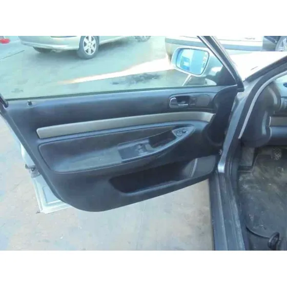 AUDI A4 BERLINA (B5) '1999 1.8 PLATA
