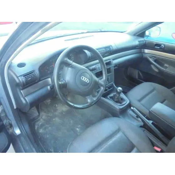 AUDI A4 BERLINA (B5) '1999 1.8 PLATA