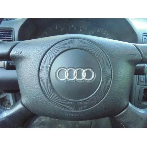 AUDI A4 BERLINA (B5) '1999 1.8 PLATA