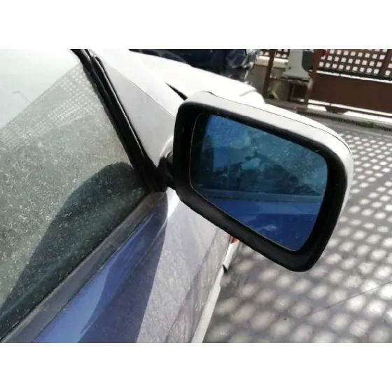 BMW SERIE 3 COMPACTO (E36) '1995 1.8 16V CAT AZUL