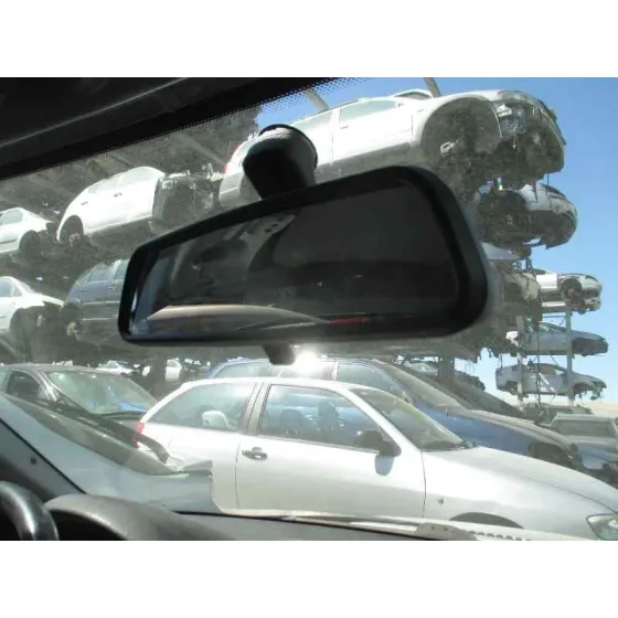 BMW SERIE 3 BERLINA (E46) '2000 320D PLATA