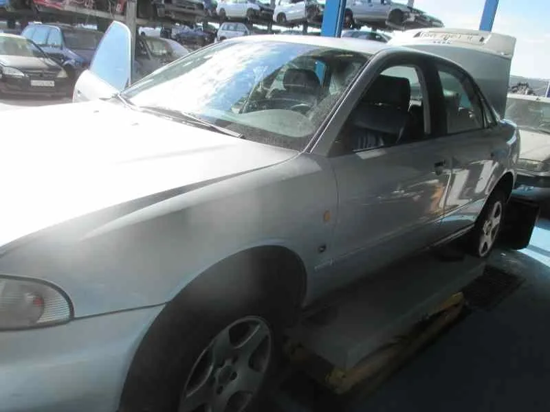 AUDI A4 BERLINA (B5) '1997 1.9 TDI GRIS PLATA