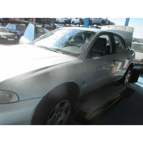 AUDI A4 BERLINA (B5) '1997 1.9 TDI GRIS PLATA