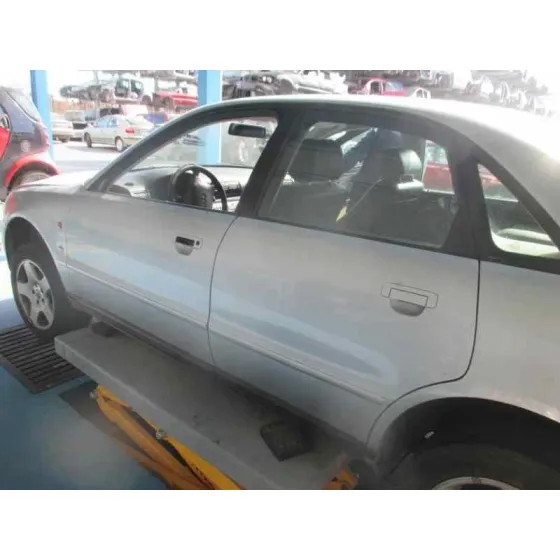 AUDI A4 BERLINA (B5) '1997 1.9 TDI GRIS PLATA