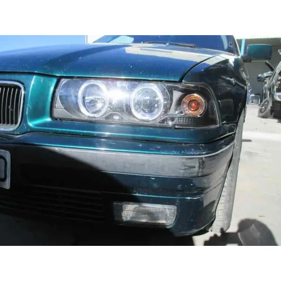BMW SERIE 3 BERLINA (E36) '1995 325TD VERDE