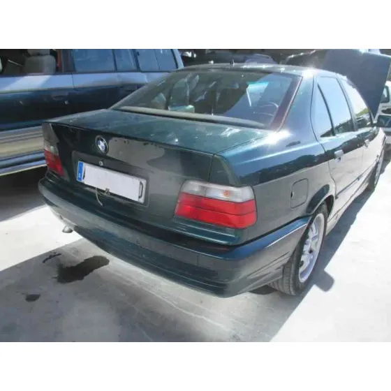 BMW SERIE 3 BERLINA (E36) '1995 325TD VERDE