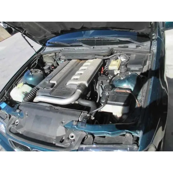 BMW SERIE 3 BERLINA (E36) '1995 325TD VERDE