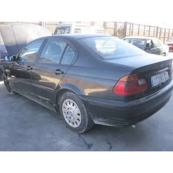 BMW SERIE 3 BERLINA (E46) '1998 320D NEGRO