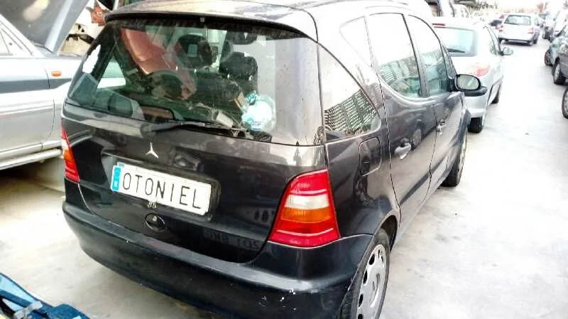 MERCEDES-BENZ CLASE A (W168) MERCEDES CLASE A (W168) '2000 140 (168.031) NEGRO 1997