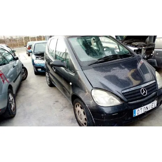 MERCEDES CLASE A (W168) '2000 140 (168.031) NEGRO