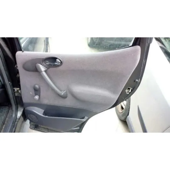 MERCEDES CLASE A (W168) '2000 140 (168.031) NEGRO
