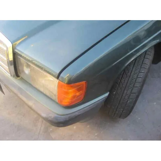 MERCEDES CLASE C (W201) BERLINA '1992 2.5 D 190 (201.126) VERDE