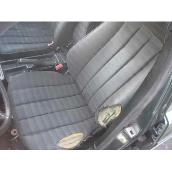 MERCEDES CLASE C (W201) BERLINA '1992 2.5 D 190 (201.126) VERDE