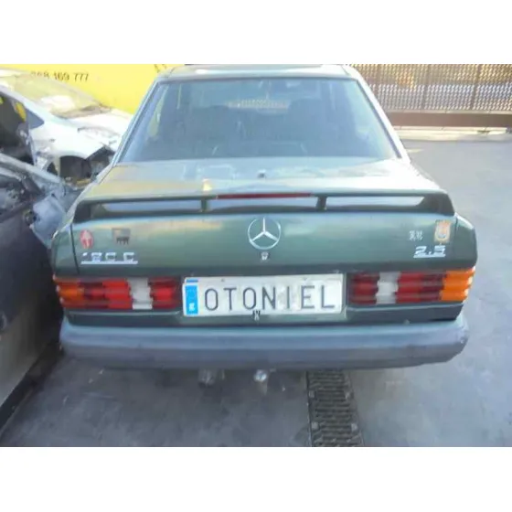 MERCEDES CLASE C (W201) BERLINA '1992 2.5 D 190 (201.126) VERDE