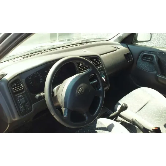 NISSAN PRIMERA BERLINA (P11) '1998 2.0 NAVIGATION PLATA