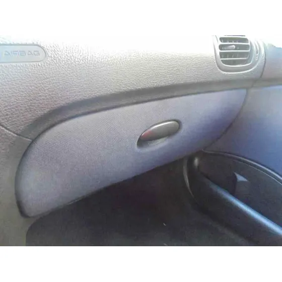 PEUGEOT 206 BERLINA '1999 XR GRANATE