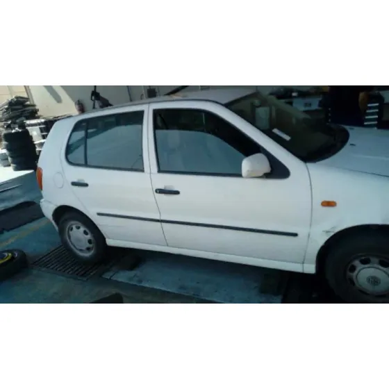 VOLKSWAGEN POLO BERLINA (6N1) '1995 BASICO BLANCO