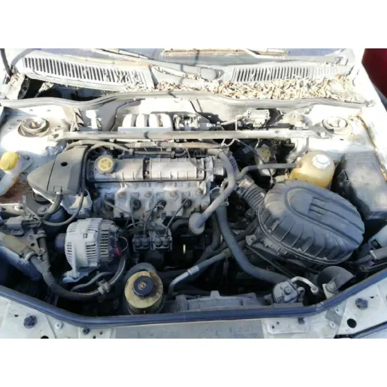 RENAULT MEGANE I CLASSIC (LA0) '1998 2.0 CAT BLANCO