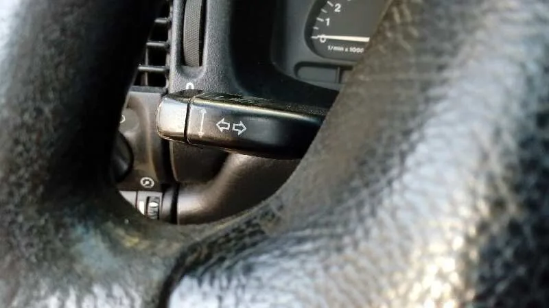 OPEL VECTRA B BERLINA '1999 BASICO GRIS