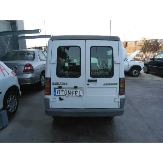 RENAULT RAPID/EXPRESS (F40) '2000 1.9 D FAMILIAR (F40P) BLANCO