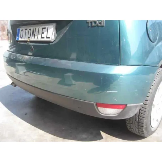 FORD FOCUS BERLINA (CAK) '1999 GHIA VERDE