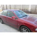 VOLVO S40 BERLINA VOLVO S40 BERLINA '1999 1.6 ROJO 2001
