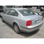 VOLKSWAGEN PASSAT BERLINA (3B2) VOLKSWAGEN PASSAT BERLINA (3B2) '2000 BERLINA GRIS 1996