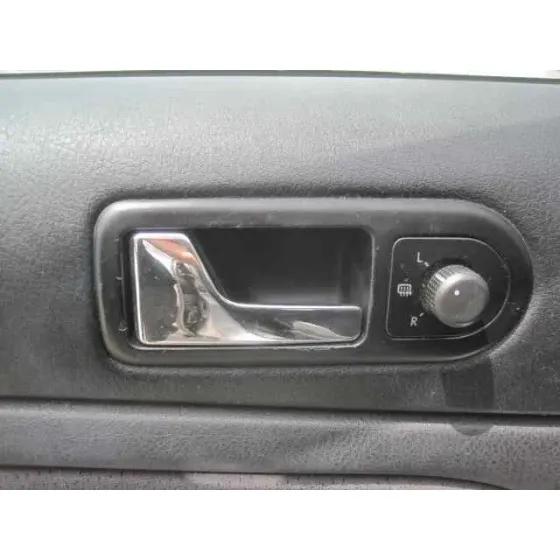 VOLKSWAGEN PASSAT BERLINA (3B2) '2000 BERLINA GRIS