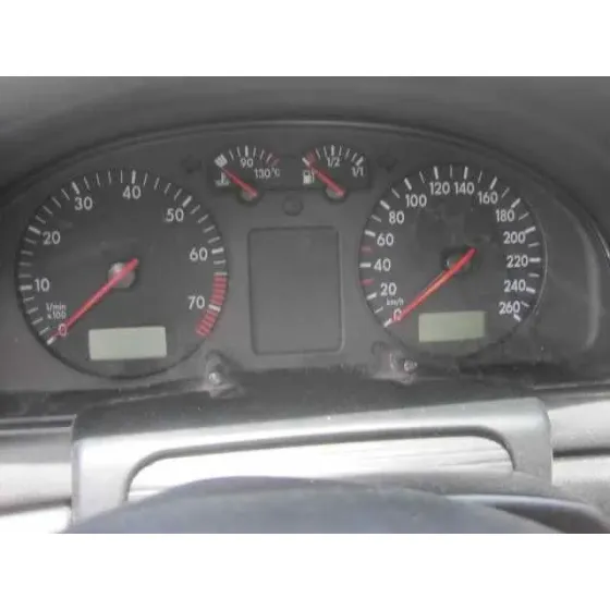 VOLKSWAGEN PASSAT BERLINA (3B2) '2000 BERLINA GRIS