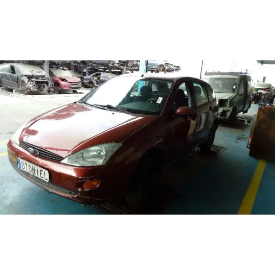 FORD FOCUS BERLINA (CAK) '2000 AMBIENTE GRANATE