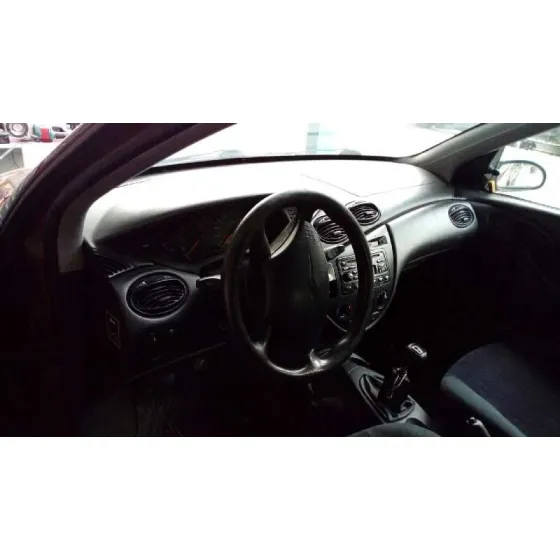 FORD FOCUS BERLINA (CAK) '2000 AMBIENTE GRANATE