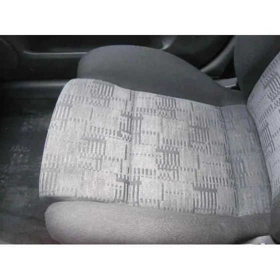 VOLKSWAGEN PASSAT BERLINA (3B2) '2000 HIGHLINE SYNCRO / 4MOTION GRIS