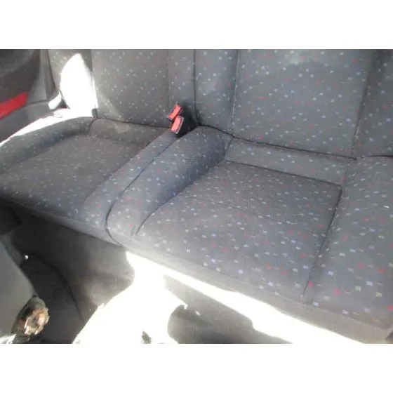 SEAT AROSA (6H1) '1999 SELECT ROJO