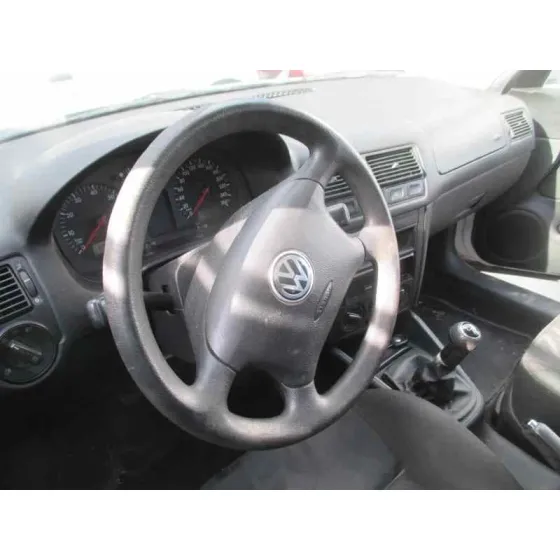VOLKSWAGEN GOLF IV BERLINA (1J1) '1998 BASICO BLANCO