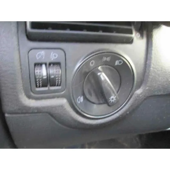 VOLKSWAGEN GOLF IV BERLINA (1J1) '1998 BASICO BLANCO