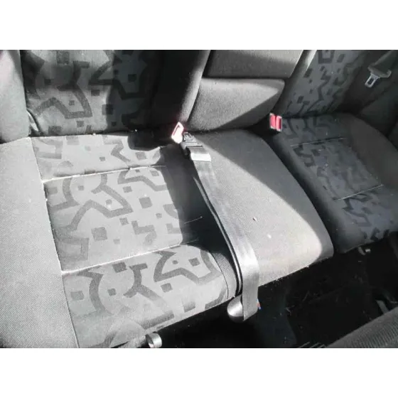 VOLKSWAGEN GOLF IV BERLINA (1J1) '1998 BASICO BLANCO