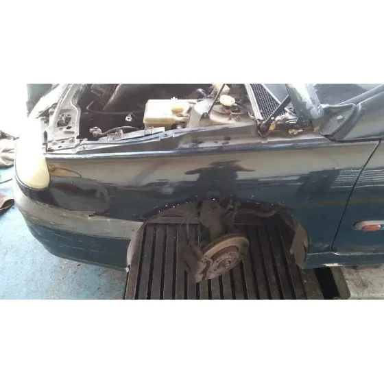 RENAULT LAGUNA (B56) '1999 2.2 DT RXE AZUL