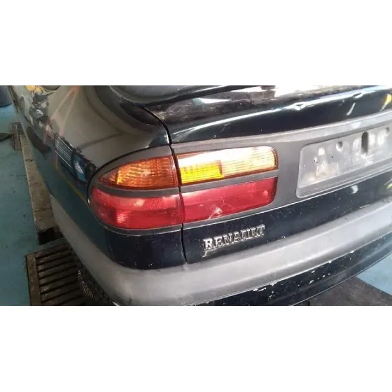 RENAULT LAGUNA (B56) '1999 2.2 DT RXE AZUL
