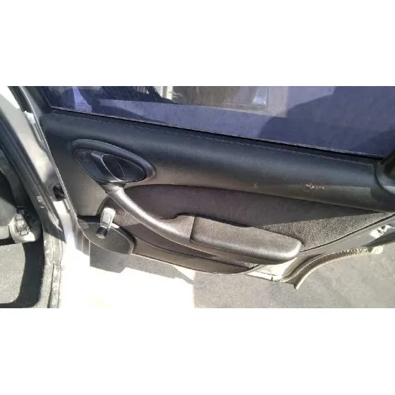 CITROEN XSARA BERLINA '2000 1.9TD ATTRACTION PLATA