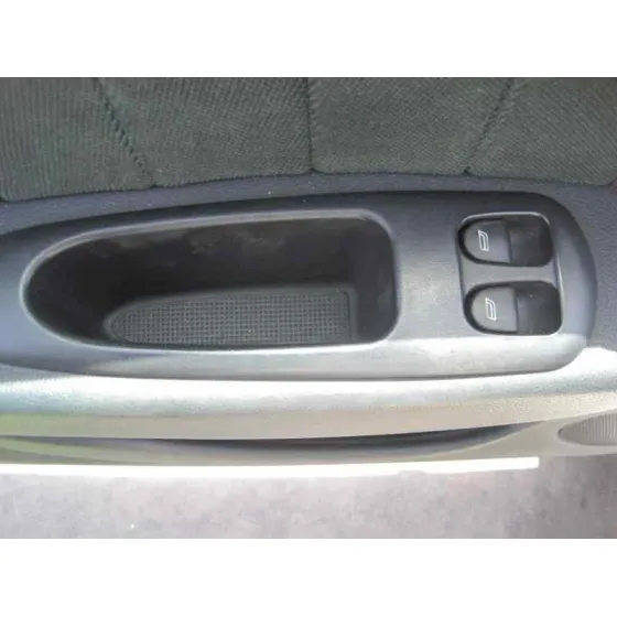 ALFA ROMEO 156 (116) '2000 1.6 16V T.SPARK IMPRESSION BLANCO