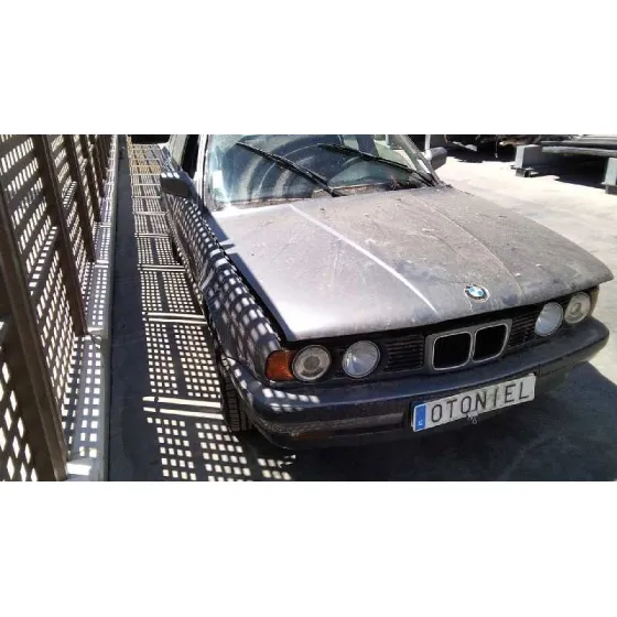 BMW SERIE 5 BERLINA (E34) '1992 520I (110KW) GRIS