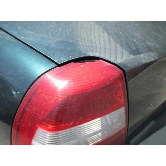 KIA SHUMA '1999 1.5 COMFORT 5 BERLINA VERDE