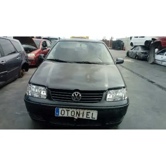 VOLKSWAGEN POLO BERLINA (6N2) '2000 CONCEPTLINE NEGRO