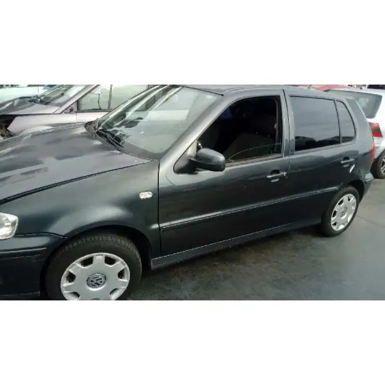 VOLKSWAGEN POLO BERLINA (6N2) '2000 CONCEPTLINE NEGRO