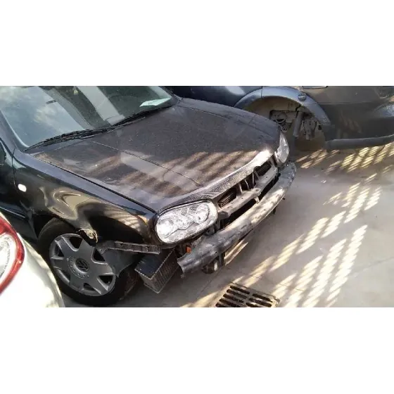 VOLKSWAGEN GOLF IV BERLINA (1J1) '2000 HIGHLINE BLANCO